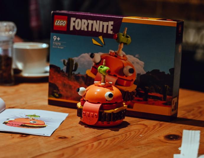 Lego fortnite set on a table.
